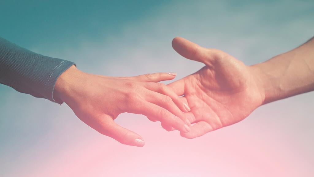 Photo: Shutterstock תמונה של נגיעה