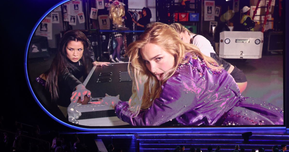 Grammys 2026 Live: Bad Bunny’s Message to ICE, Addison Rae Performs, More - The Cut