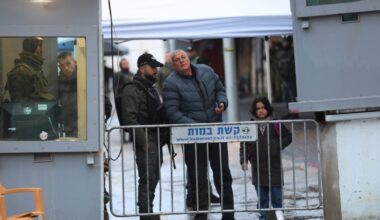 Israel tightens access to Al-Aqsa Mosque for 2nd Friday of Ramadan – Middle East Monitor