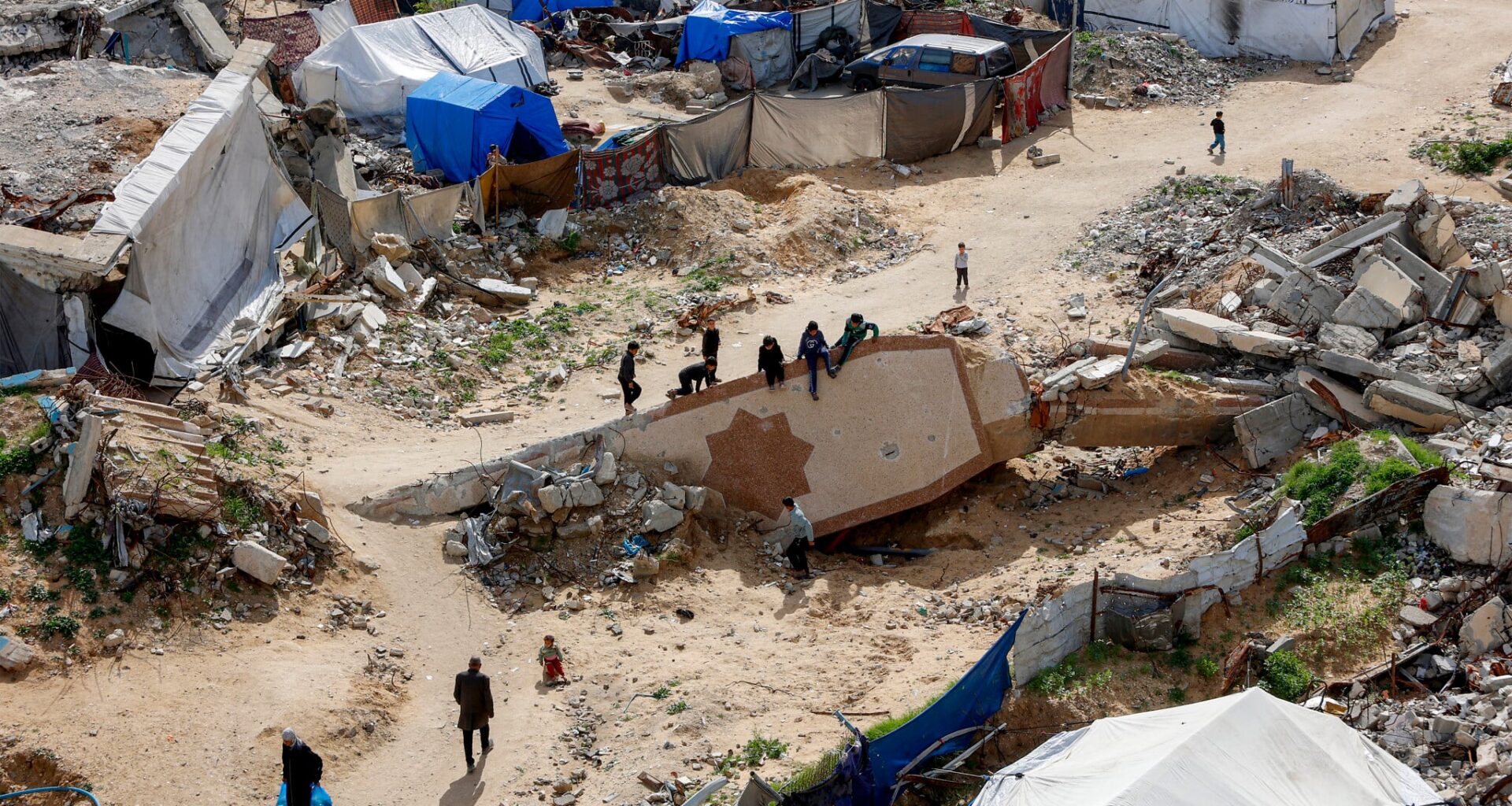 After two year of war, Palestinians scramble to salvage Gaza's history