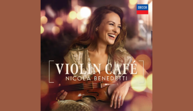 A smiling woman holding a violin sits outdoors at dusk. The text reads Violin Café Nicola Benedetti. The Decca logo appears in the top right corner.