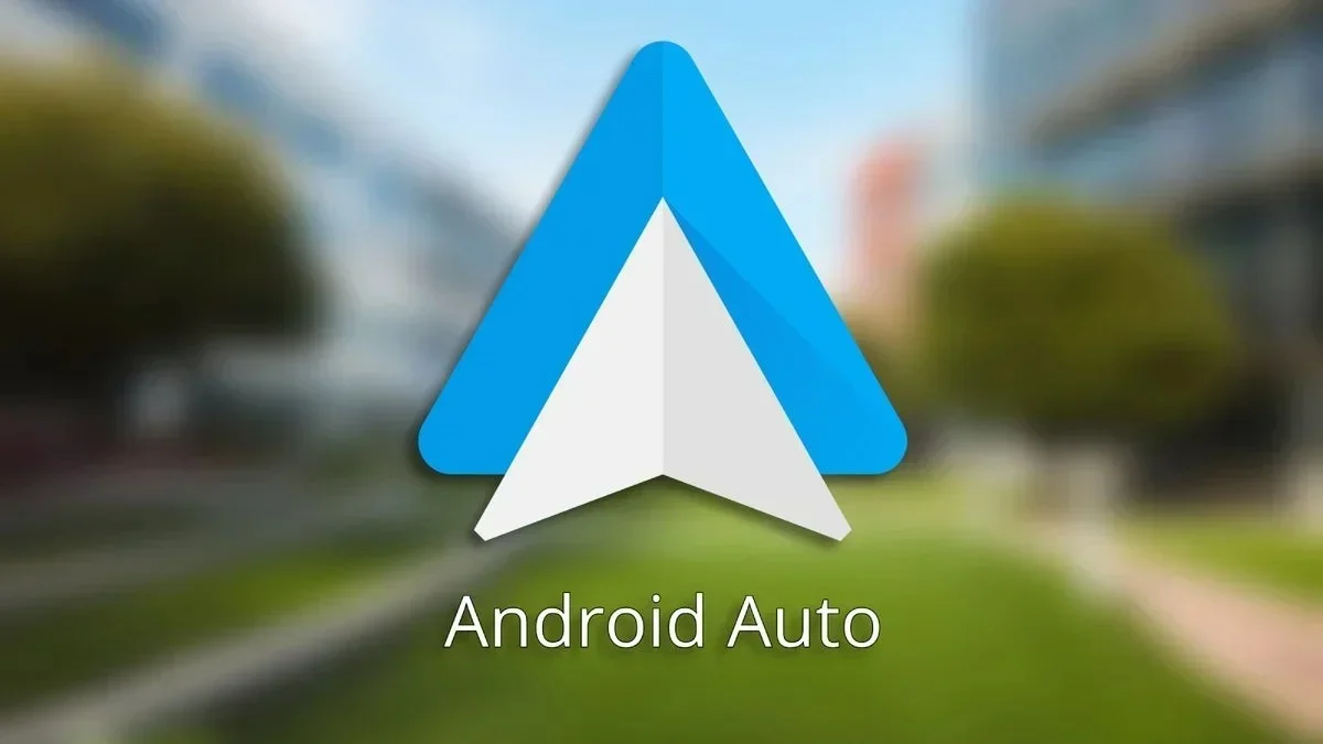Android Auto update fixes annoying steering wheel bug, creates several new ones