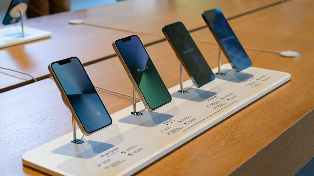 Apple says iPhone users need to install iOS 26.3 right now