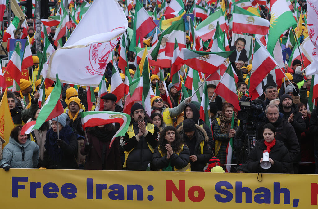 הפגנה להפלת שלטון האייתוללות וכינון משטר דמוקרטי באיראן