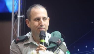 Former Unit 8200 commander Yossi Sariel joins AI unicorn Decart