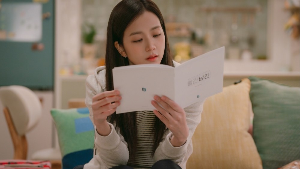 Blackpink's Jisoo Navigates Romance in 'Boyfriend on Demand' Trailer