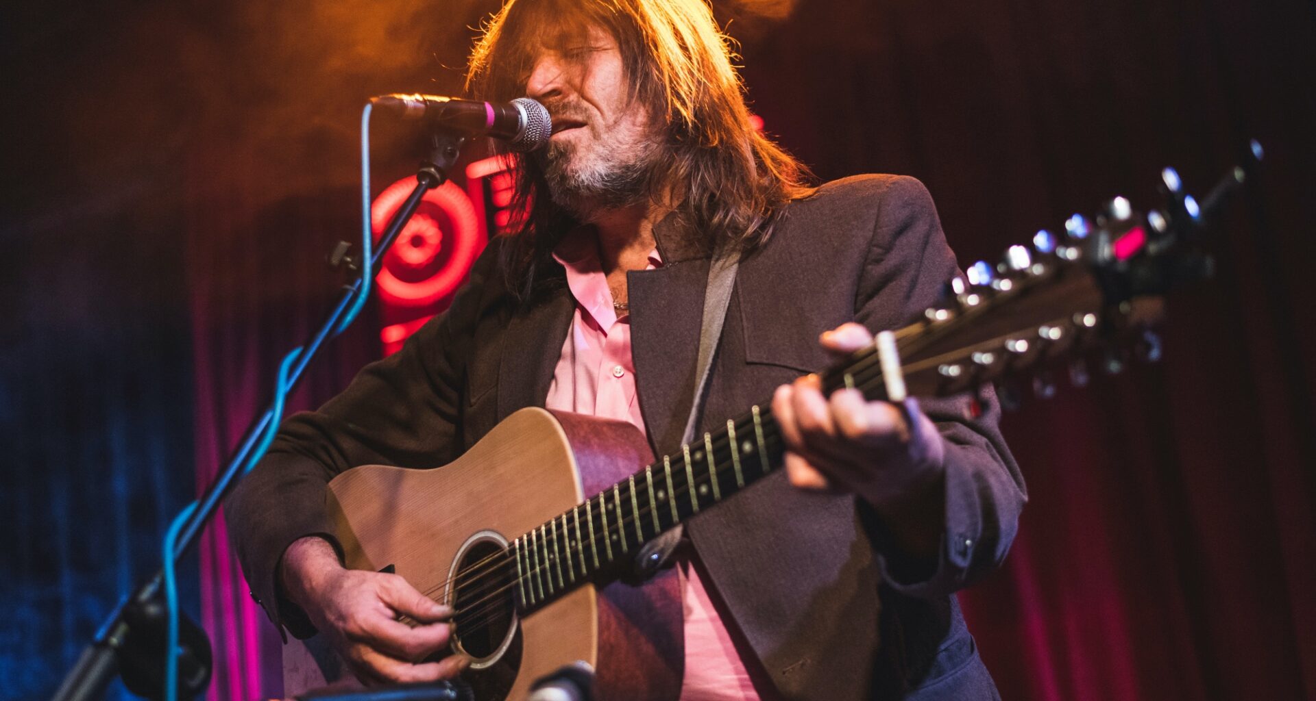 Evan Dando’s wife explains his “meltdown", and how NPR Tiny Desk show won't be aired as he was "out of his mind"