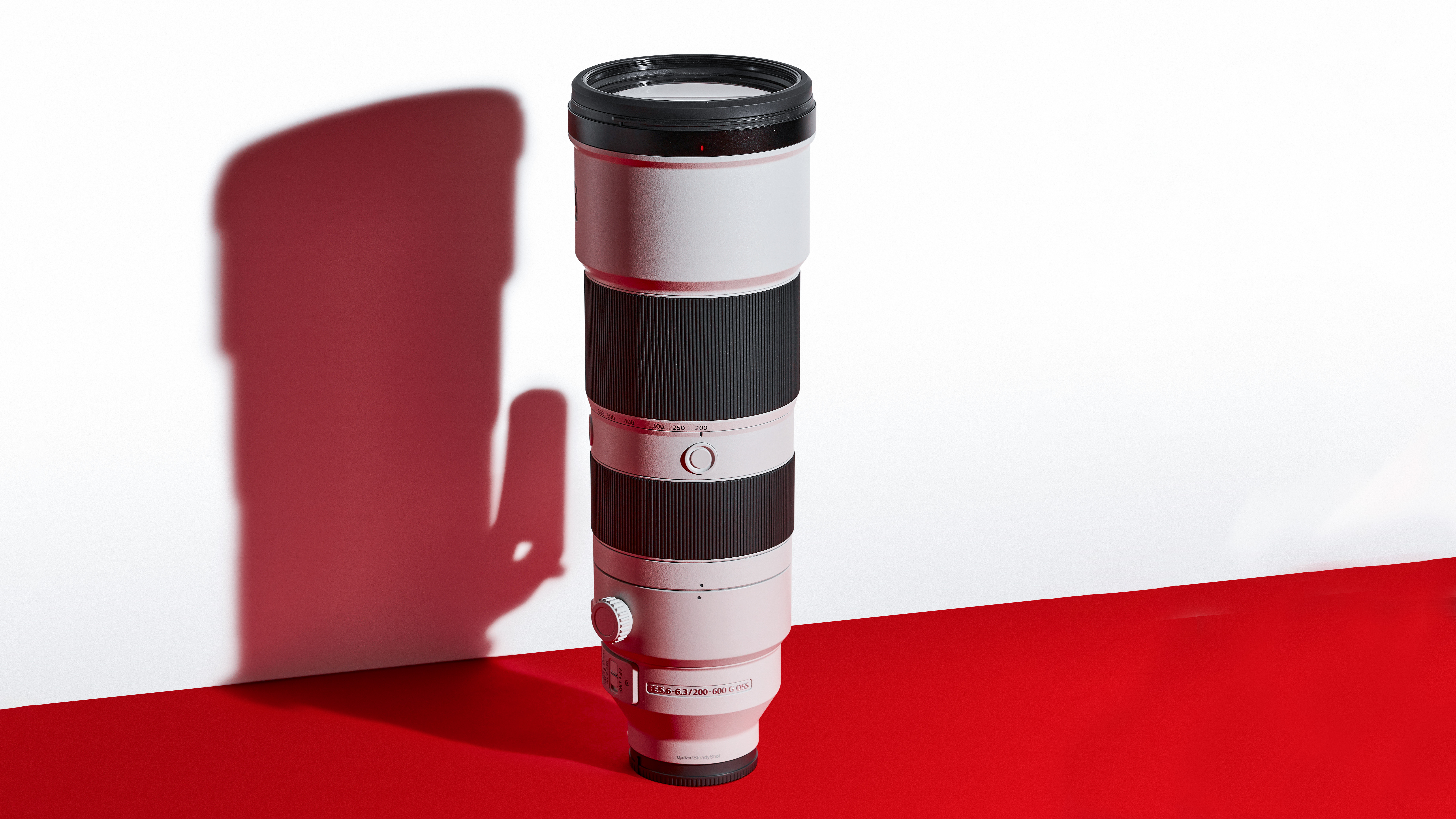 Sony FE 200-600mm f/5.6-6.3 G OSS