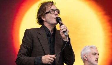 Pulp Share New Song “Begging for Change”