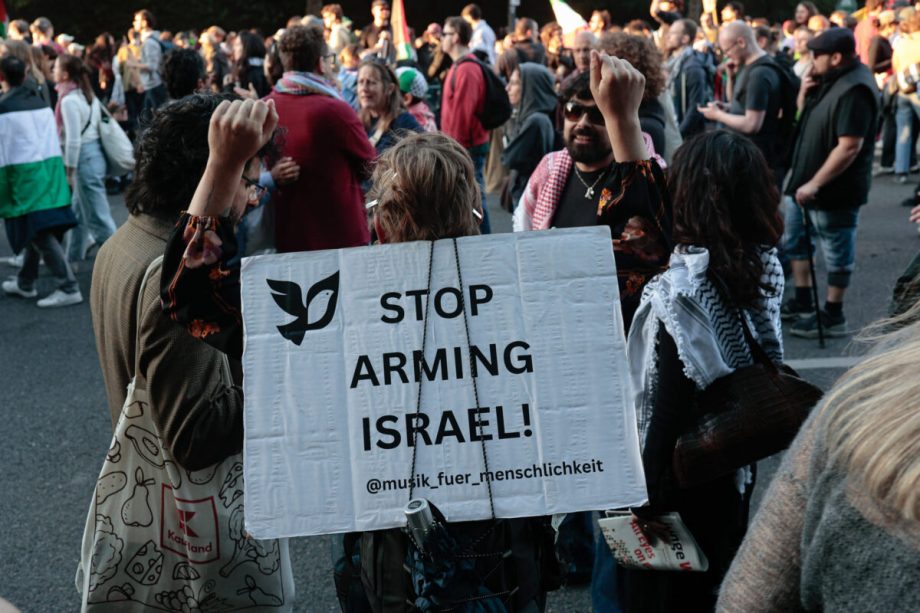 Workers halt production at Belgian arms factory over Israeli officer visit – Middle East Monitor