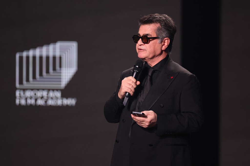 Jafar Panahi Condemns 'Murderous' Islamic Regime During UK Visit