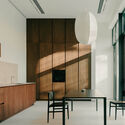© Grigoriy Sokolinsky Inverted House / TIMM - Interior Photography, Wood, Table, Chair