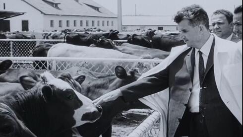 how Israel paid Communist Romania for Aliyah