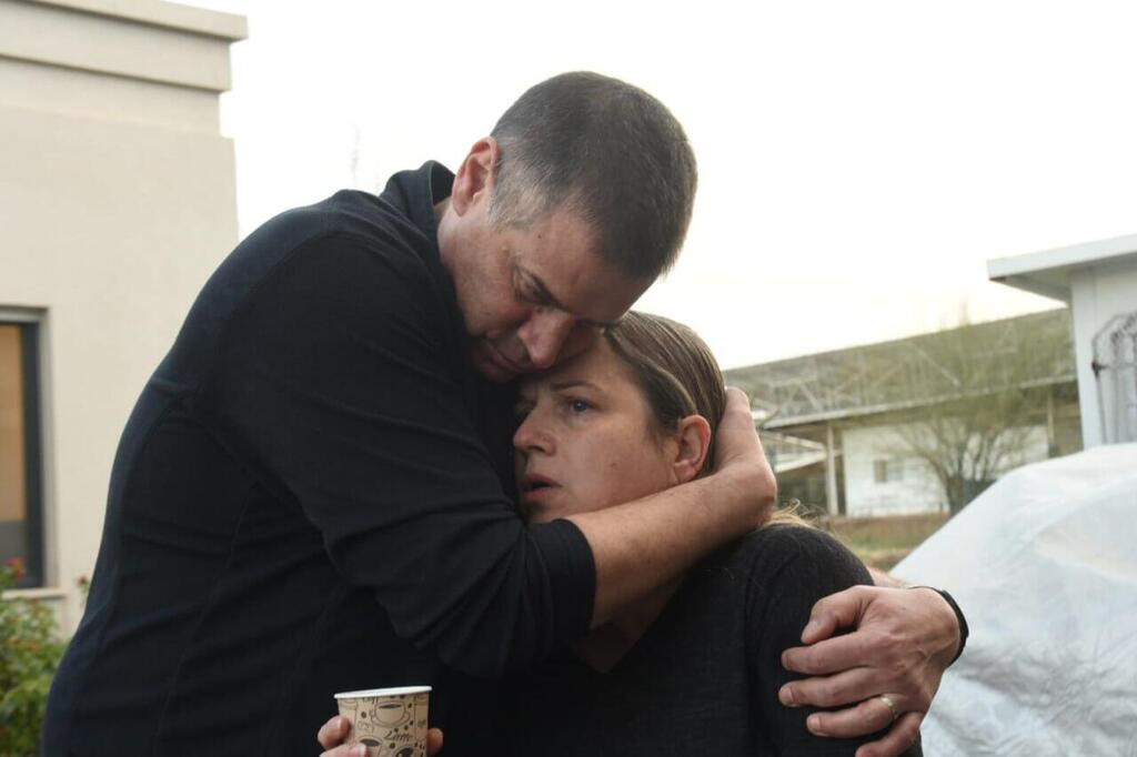 Yiftach and Hadas Yafe (Photo: Avihu Shapira) הוריו של עפרי יפה ז"ל