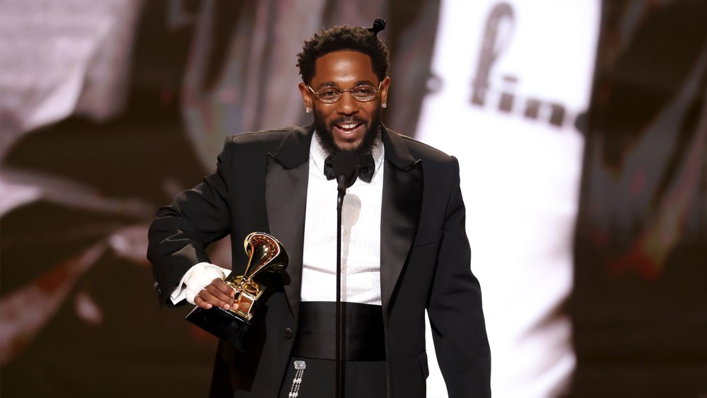 Kendrick Lamar Breaks Grammys Record as Most-Awarded Rapper, Beats Jay-Z