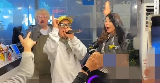 DJ DOC's Lee Ha-neul and Jung Jae-yong Deny Business Suspension Rumors, Pursue Legal Action - 조선일보