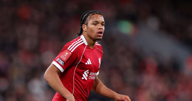 Carragher Labels Liverpool Win a 'Robbery' Amid Criticism - 조선일보