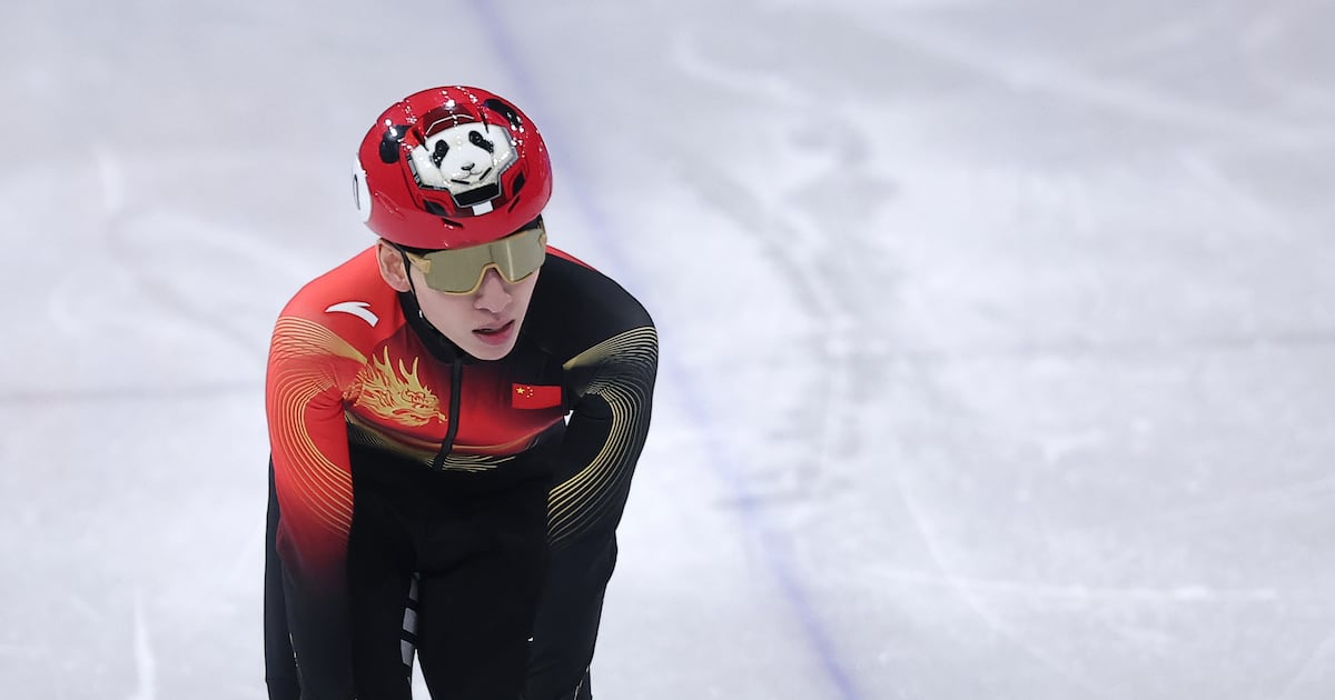 Chinese Skater Lin Xiaojun Exits Olympics Without Medal - 조선일보