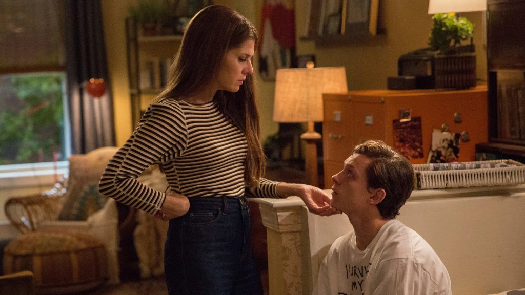 Marisa Tomei and Tom Holland in Spider-Man Homecoming