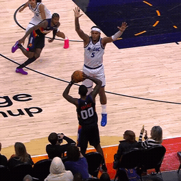 Jalen Green's buzzer-beater from a courtside angle.