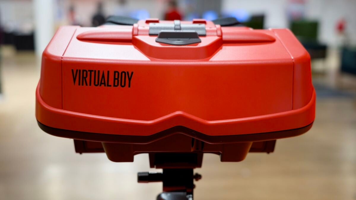 Hands-On With the Switch 2's Virtual Boy Accessory