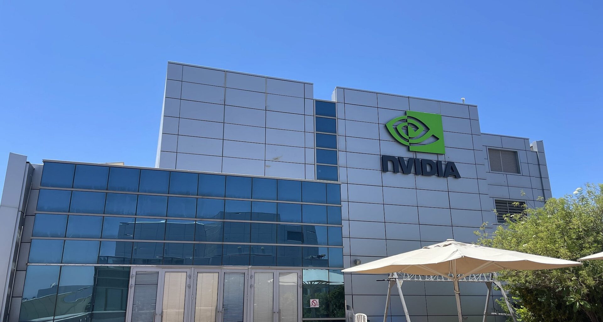 The Blogs: Israel Isn’t Going Anywhere. Its Blossoming AI Economy Proves It. | Elisha Baker