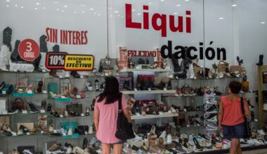 In Argentina, locals are taking loans to buy food | Debt