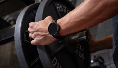 Affordable new Reebok Stride smartwatch with GPS feature launches