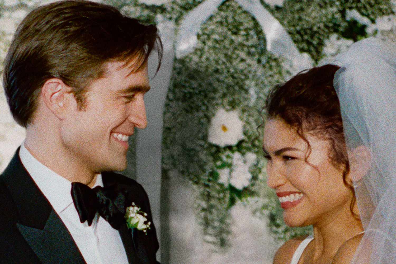 Zendaya, Robert Pattinson Share Dark Secrets in New The Drama Trailer