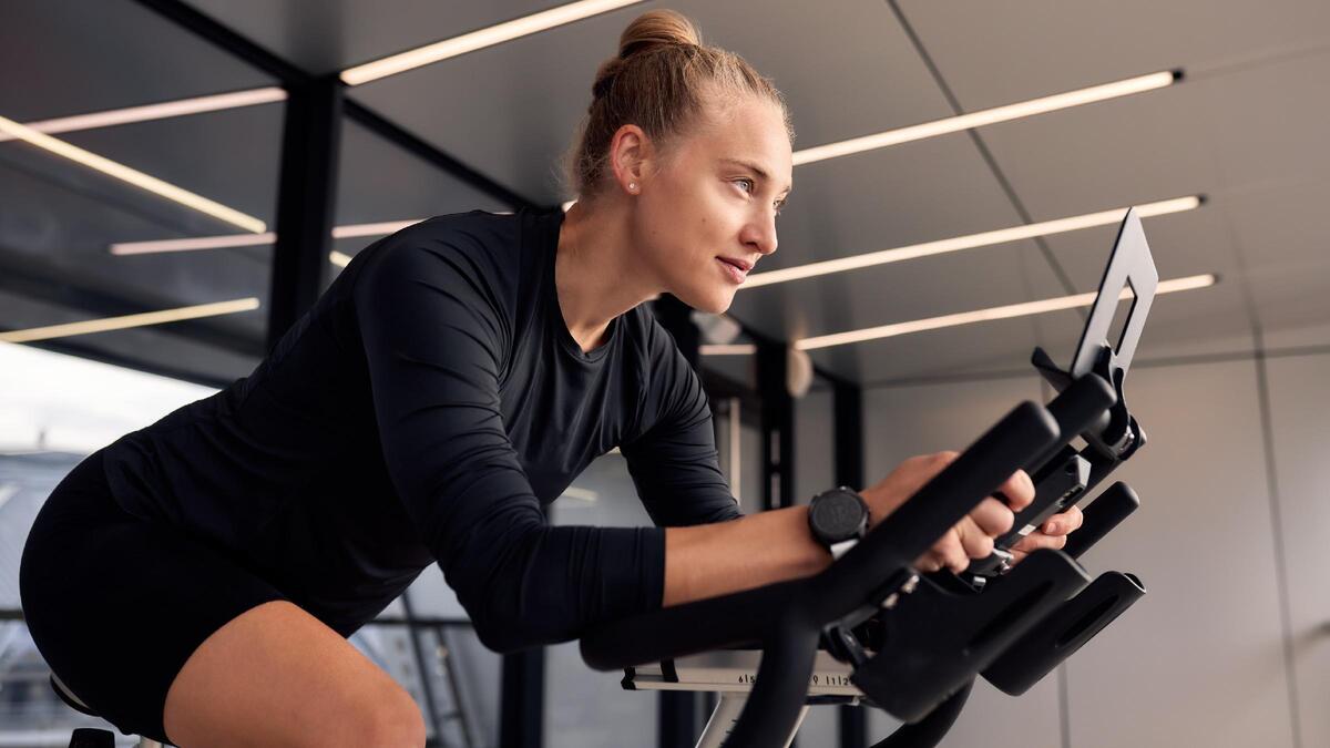 Vibrating tendons before exercise reduces perceived fatigue and allows people to push harder