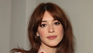 Daisy Edgar-Jones Takes Her Blush to Her Hair