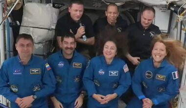 SpaceX Dragon delivers new crew to International Space Station