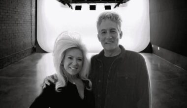 Long Island Medium Star Theresa Caputo Meets Cybercrime Magazine