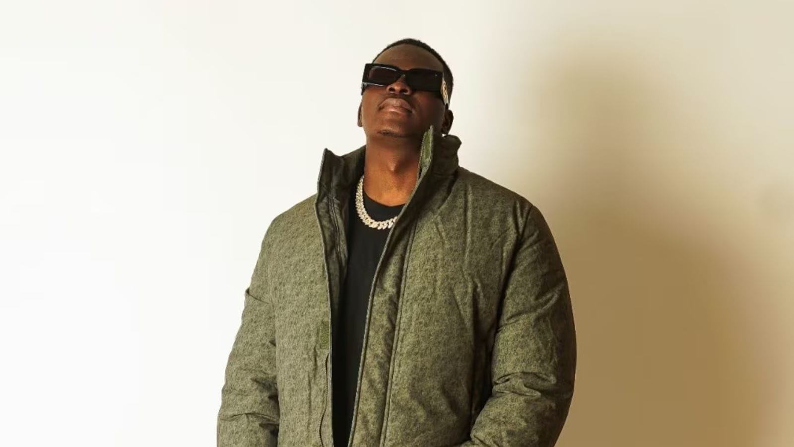 Among the many contestants, Nigerian rapper Yung Sammy is grabbing all the attention. Known for popular Hindi rap tracks like Mr. Rambo, G Glass, and Raat Khatam, Yung Sammy is currently being followed for his simple demeanor, calm attitude, and standing up for what he thinks is right. Among the many contestants, Nigerian rapper Yung Sammy is grabbing all the attention. Known for popular Hindi rap tracks like Mr. Rambo, G Glass, and Raat Khatam, Yung Sammy is currently being followed for his simple demeanor, calm attitude, and standing up for what he thinks is right.