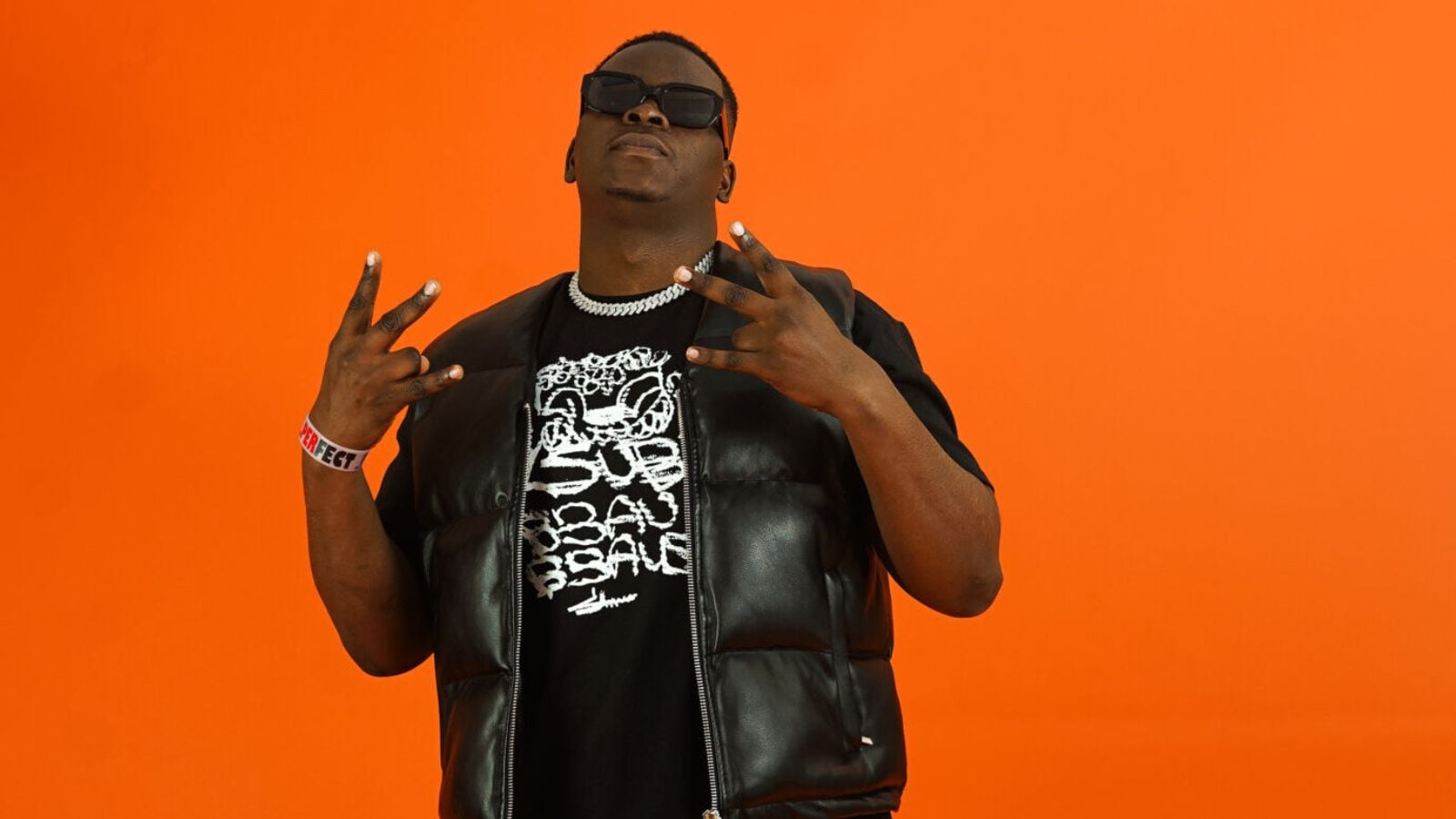 Who is Yung Sammy? Born Samuel Morrison, Yung Sammy hails from Nigeria but grew up in Delhi, India. Seamlessly blending into Indian street culture, he mastered multiple languages and created a signature rap style mixing English, Hindi, Punjabi, and Haryanvi. Growing up in Delhi after moving from Nigeria, Yung Sammy adapted to a completely new cultural environment. Instead of standing out as different, he embraced the streets, language, and rhythm of India. Who is Yung Sammy? Born Samuel Morrison, Yung Sammy hails from Nigeria but grew up in Delhi, India. Seamlessly blending into Indian street culture, he mastered multiple languages and created a signature rap style mixing English, Hindi, Punjabi, and Haryanvi. Growing up in Delhi after moving from Nigeria, Yung Sammy adapted to a completely new cultural environment. Instead of standing out as different, he embraced the streets, language, and rhythm of India.