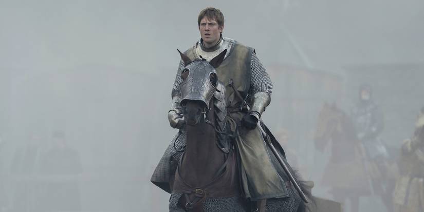 Peter Claffey as Dunk riding a horse into the tourney in A Knight of the Seven Kingdoms Season 1.