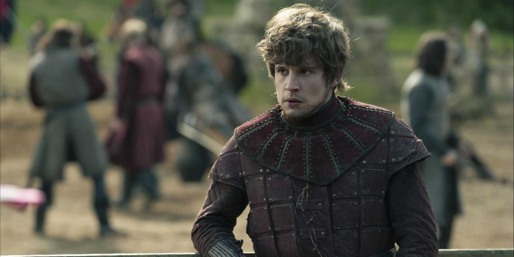 Shaun Thomas as Raymun Fossoway looking annoyed in A Knight of the Seven Kingdoms.