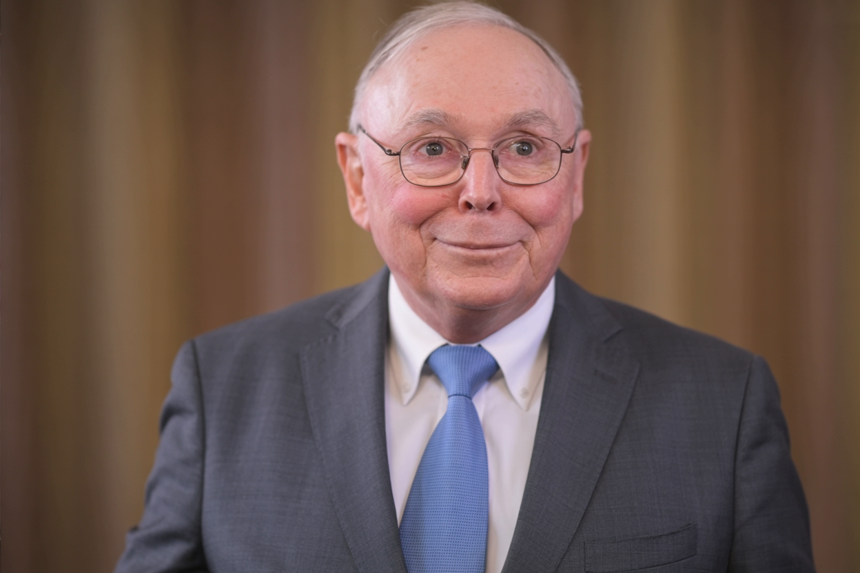 Charlie Munger: 10 Brutally Honest Wealth Lessons the Middle Class Doesn’t Want to Hear
