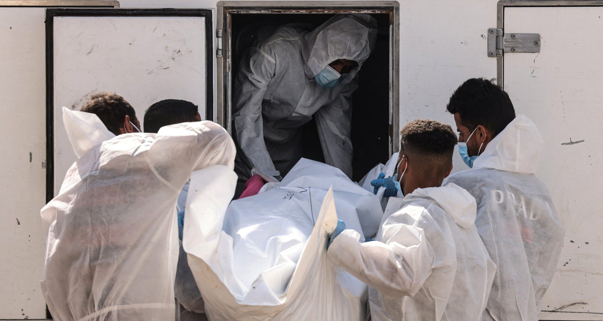 Families ‘inconsolable’ in Gaza as Israel returns more unidentified bodies | Israel-Palestine conflict News