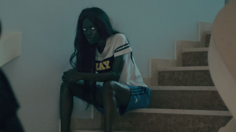 Aminata Kane as Fanta, possessed by the dead in Atlantics