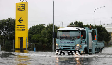 Government hits pause on process for $464m levy hike on homeowners with new insurance review - BusinessDesk | NZ