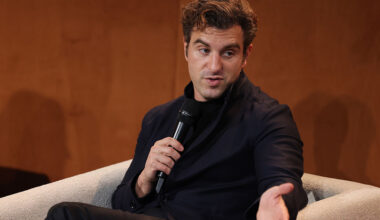 Airbnb plans to bake in AI features for search, discovery and support