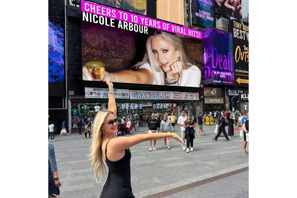 Image credit:@ibnicolearbour/Instagram