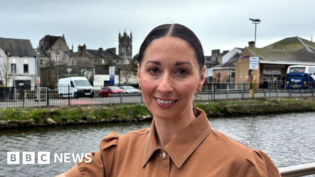 Traitors: Rachel Duffy on 'lowest of lows' of mother's death - BBC