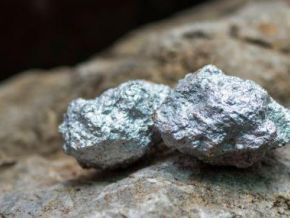 Silver Demand Set to Shrink in 2026, Investment Drives Sixth Deficit