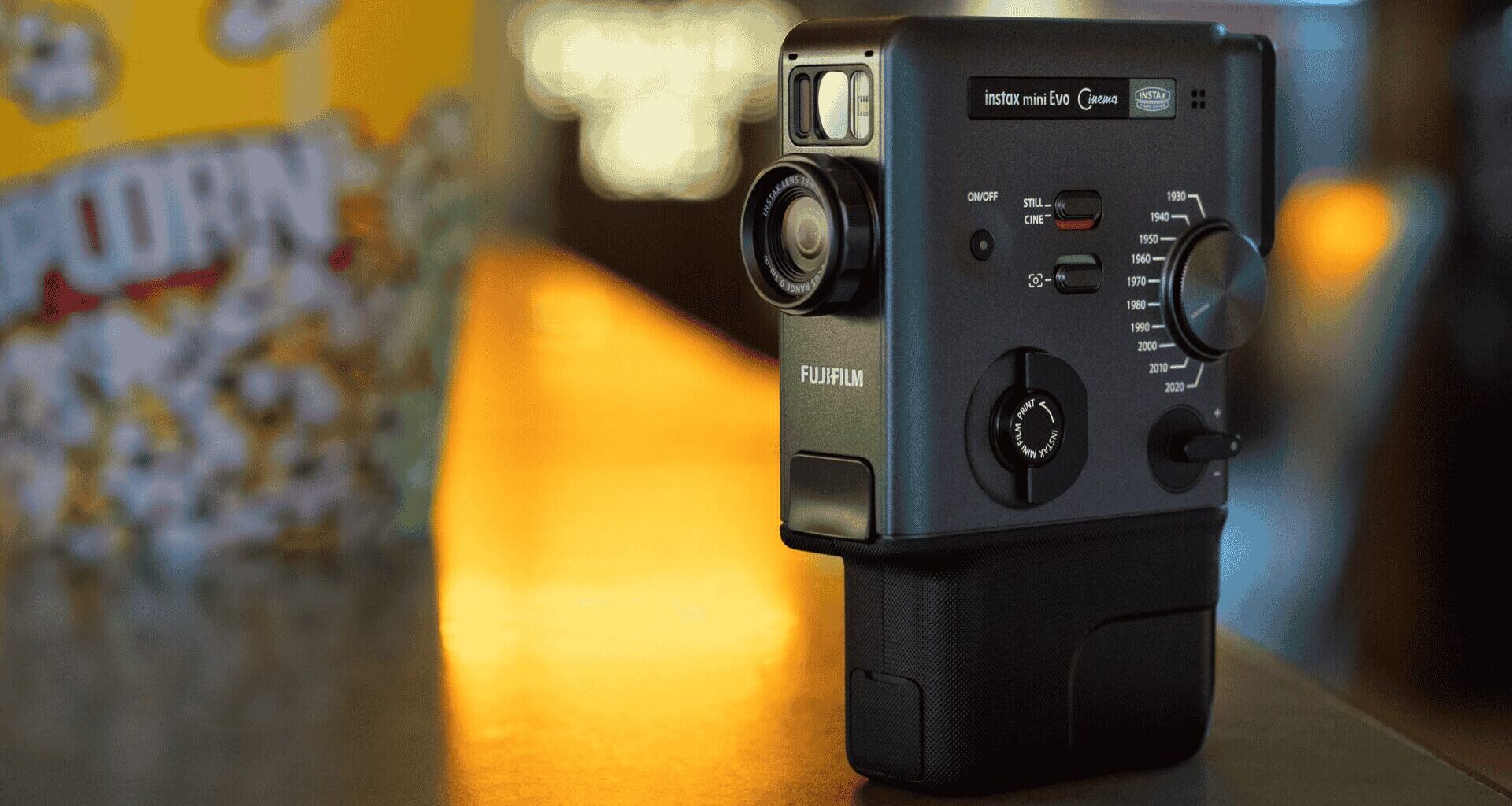 instax mini Evo Cinema™, FUJIFILM © FUJIFILM