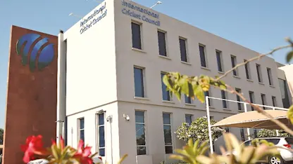 star-sports-on-dark-background