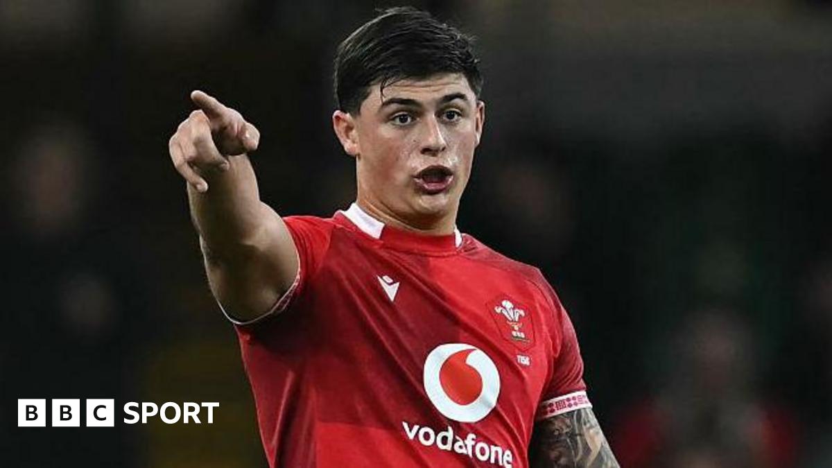 Watch Six Nations: Head coach Steve Tandy speaks to media after naming Wales team - reaction