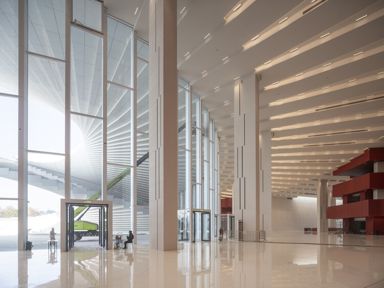 First Look at Snøhetta’s Shanghai Grand Opera House as Construction Nears Completion - Image 14 of 27