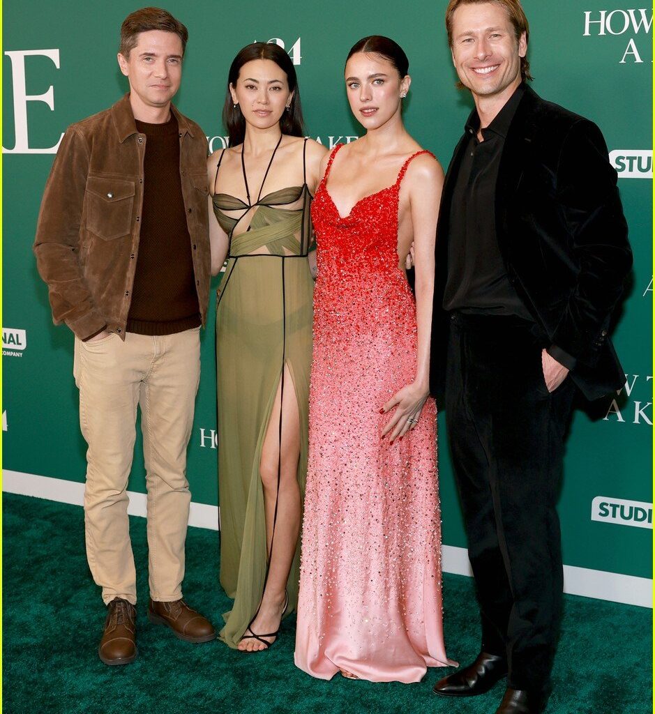 glenn powell margaret qualley debut new film how to make a killing on valentines day 035281729